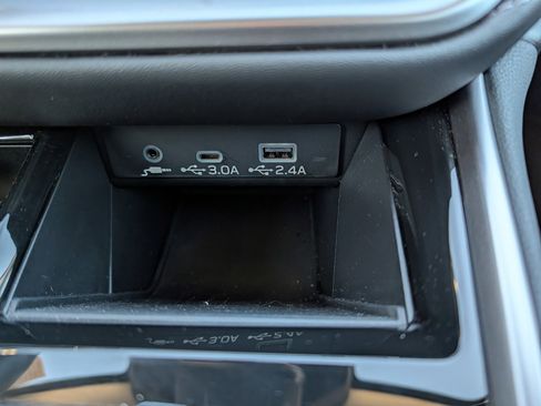 Certified 2025 Subaru Legacy Premium image 25