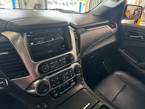 Used 2020 Chevrolet Suburban Premier w/ Max Trailering Package AWD/4WD image 22