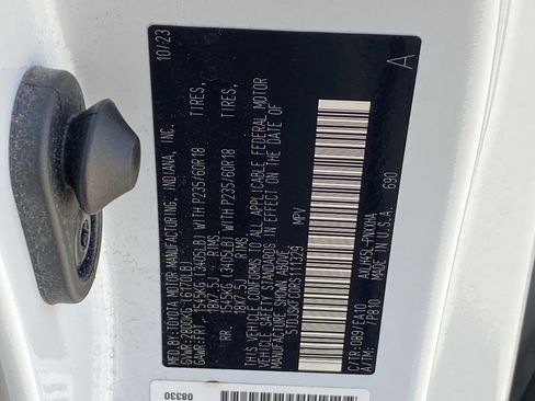 Used 2024 Toyota Sienna XLE w/ XLE Plus Package AWD/4WD image 13