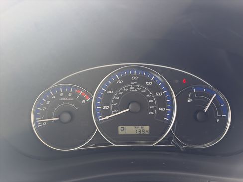 Used 2011 Subaru Forester 2.5X Premium AWD/4WD image 14