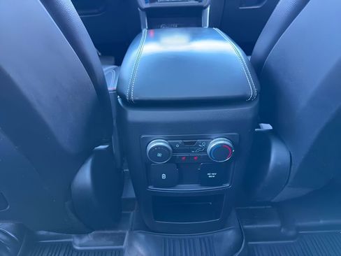 Used 2020 Ford Explorer ST w/ ST Street Pack image 19