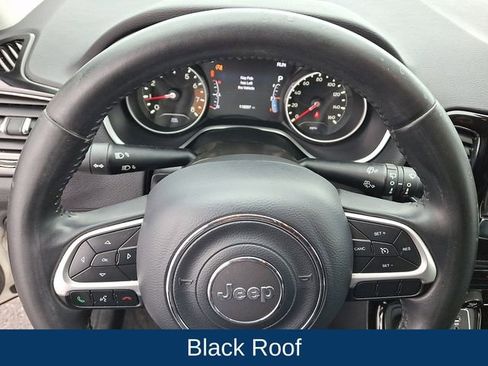 Used 2018 Jeep Compass Latitude w/ Popular Equipment Group image 4