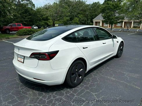 Used 2023 Tesla Model 3 Standard Range RWD image 9