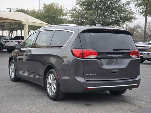 Used 2019 Chrysler Pacifica Touring-L Plus w/ Advanced Safetytec Group image 6