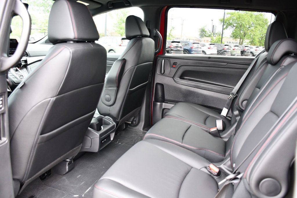 New 2026 Honda Odyssey Sport-L image 18