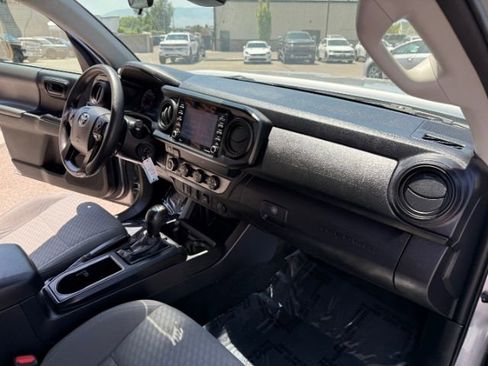 Used 2020 Toyota Tacoma SR image 17