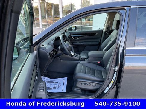 Used 2020 Honda CR-V Touring image 29