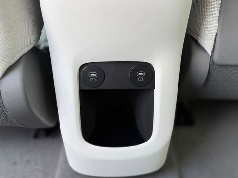 New 2026 Hyundai Ioniq 5 Limited image 9