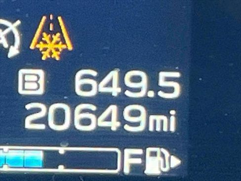 Used 2023 Subaru Forester Premium image 23