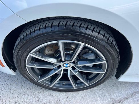 Used 2020 BMW 330i Sedan w/ Driving Assistance Package RWD image 11