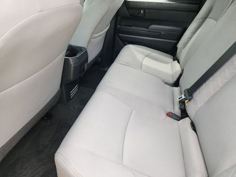 Used 2024 Toyota Tacoma SR5 AWD/4WD image 33