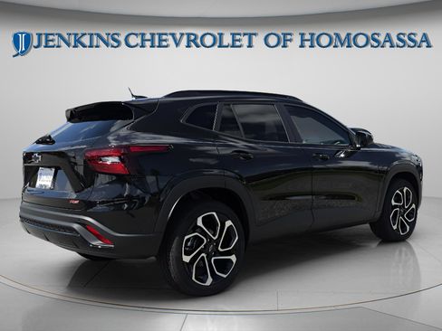 New 2026 Chevrolet Trax RS w/ Driver Confidence Package FWD image 4