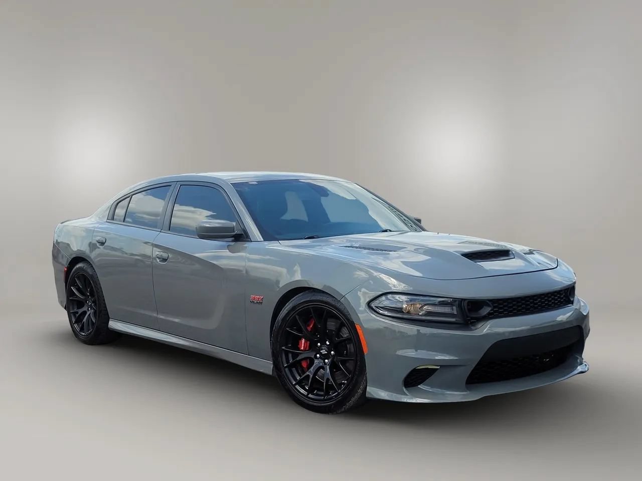 Used 2019 Dodge Charger Scat Pack w/ Dynamics Package RWD image 2