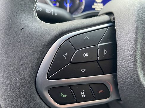 New 2026 Chrysler Pacifica Select image 15