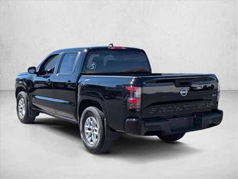 Used 2024 Nissan Frontier SV w/ Technology Package image 7