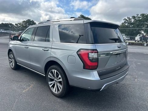 Used 2021 Ford Expedition Limited RWD image 3