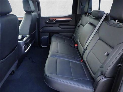 Used 2022 GMC Sierra 1500 Denali image 8