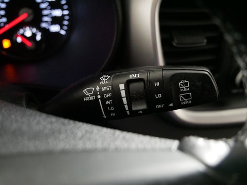 Used 2017 Kia Sorento LX w/ LX Convenience Package image 31