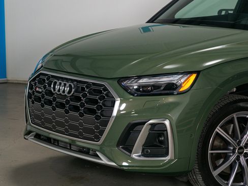 Used 2023 Audi SQ5 Prestige w/ Prestige Package image 5