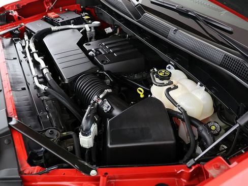 Used 2023 Chevrolet Silverado 1500 LT AWD/4WD image 37