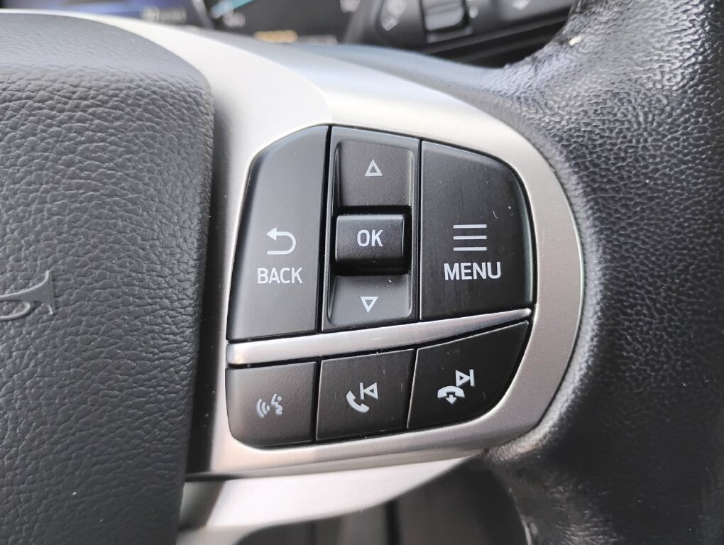 Used 2022 Ford Explorer XLT AWD/4WD image 23