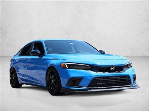 Used 2024 Honda Civic Sport image 3