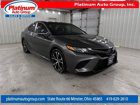 Used 2018 Toyota Camry SE image 5