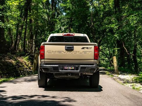 Used 2022 Chevrolet Colorado ZR2 AWD/4WD image 6