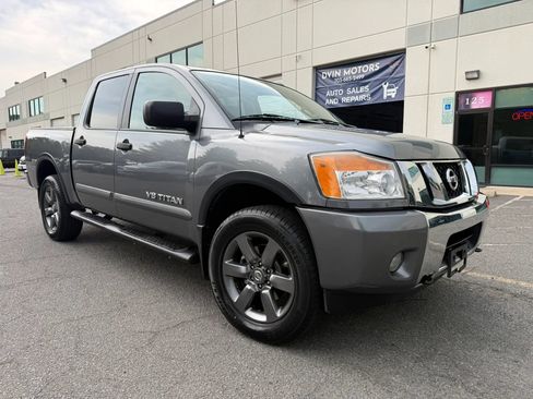 Used 2015 Nissan Titan SV w/ SV Value Truck Package AWD/4WD image 2
