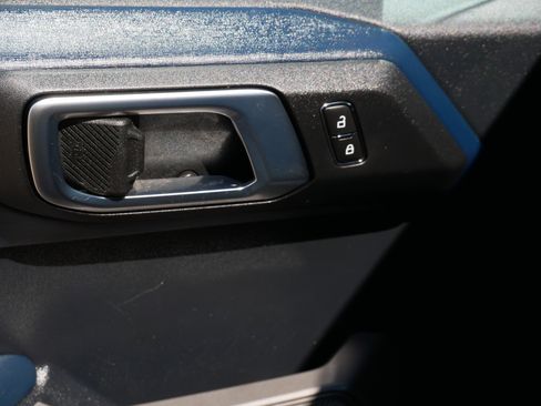 Certified 2023 Ford Bronco Outer Banks AWD/4WD image 8