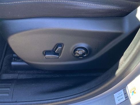 Used 2016 Jeep Cherokee Latitude w/ Comfort/Convenience Group image 15