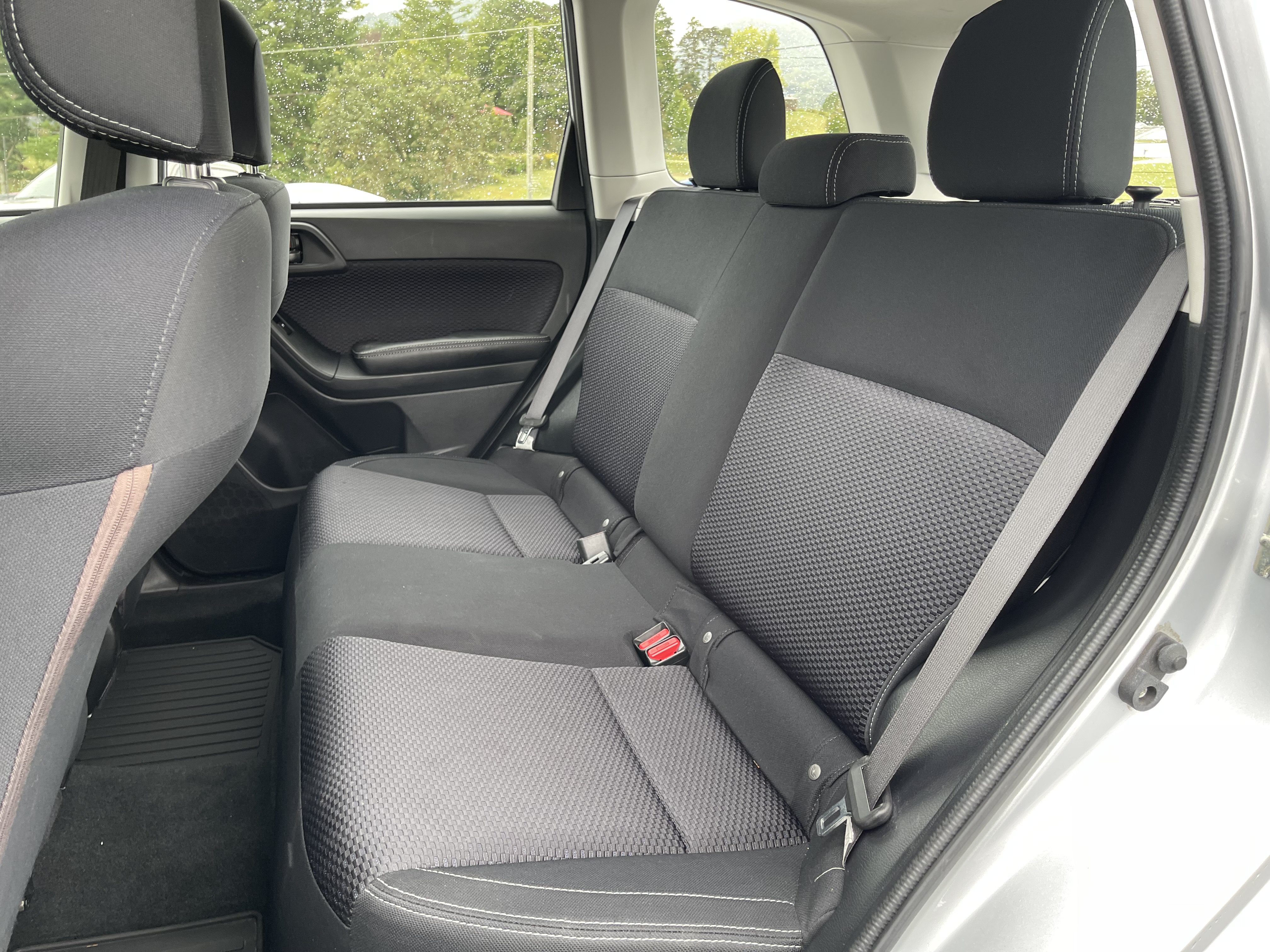 Used 2018 Subaru Forester 2.5i AWD/4WD image 11