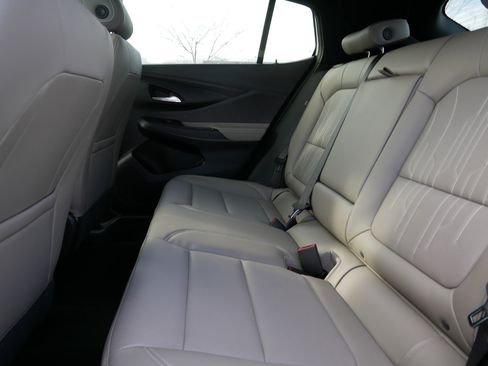 New 2026 Buick Envista Avenir image 5