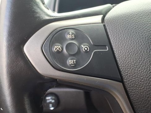 Used 2015 Chevrolet Colorado Z71 AWD/4WD image 16