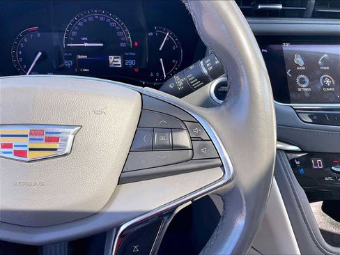 Used 2019 Cadillac XT5 Premium Luxury AWD/4WD image 21