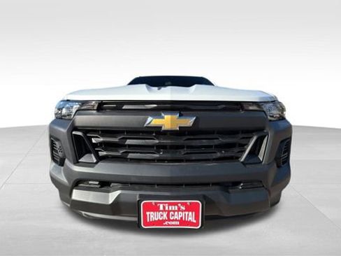 Used 2025 Chevrolet Colorado W/T image 26