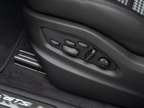 Certified 2026 Porsche Cayenne GTS AWD/4WD image 16
