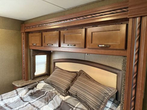 Used 2016 Ford E-450 and Econoline 450 Super Duty w/ Motorhome Prep Package image 71