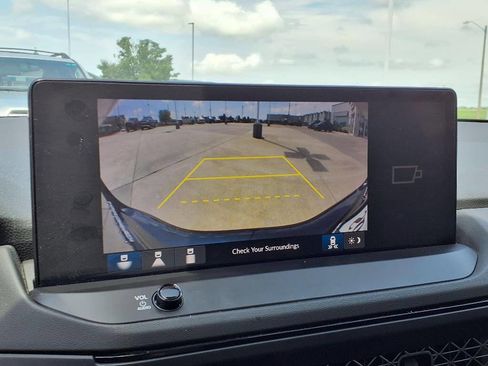 Used 2023 Honda Accord Sport image 14