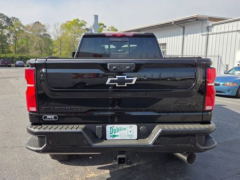 New 2026 Chevrolet Silverado 2500 High Country w/ Midnight Edition image 9