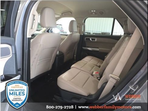 Used 2023 Ford Explorer XLT w/ Equipment Group 202A AWD/4WD image 13
