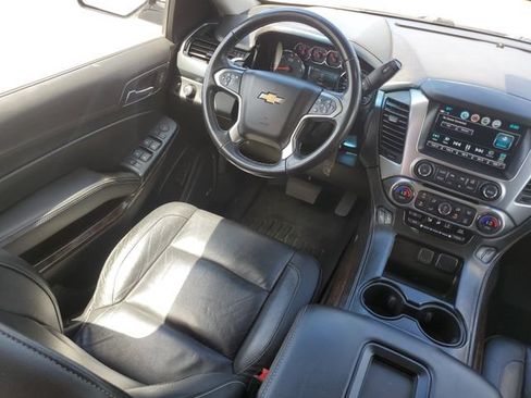 Used 2019 Chevrolet Tahoe LT AWD/4WD image 16