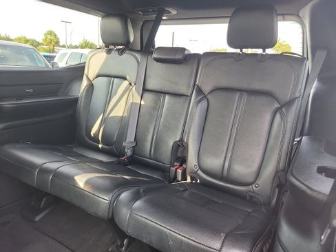 Used 2024 Jeep Wagoneer Series II AWD/4WD image 14