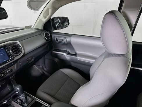 Certified 2022 Toyota Tacoma SR5 image 22