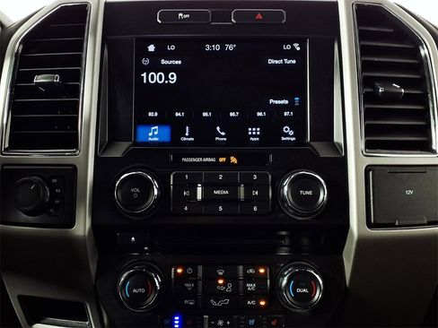 Used 2017 Ford F150 Lariat image 22