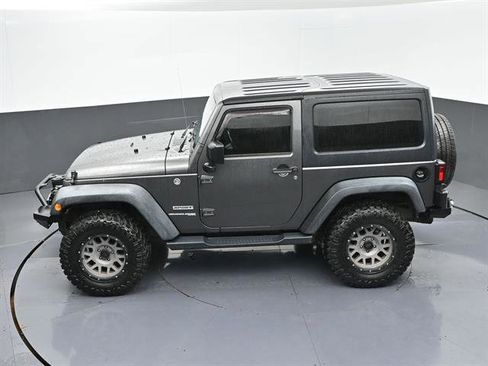 Used 2018 Jeep Wrangler Sport AWD/4WD image 38