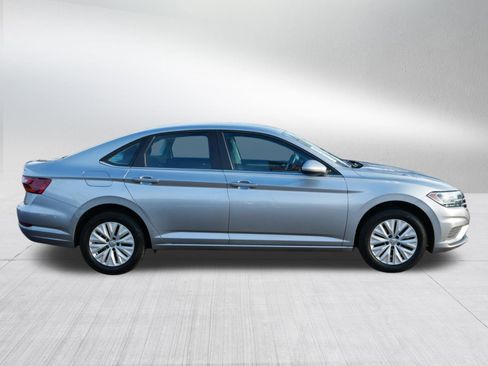 Used 2019 Volkswagen Jetta S w/ Driver Assistance Package image 8