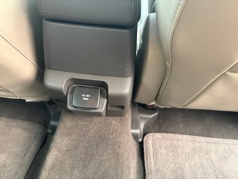Used 2010 Ford Fusion Hybrid FWD image 27