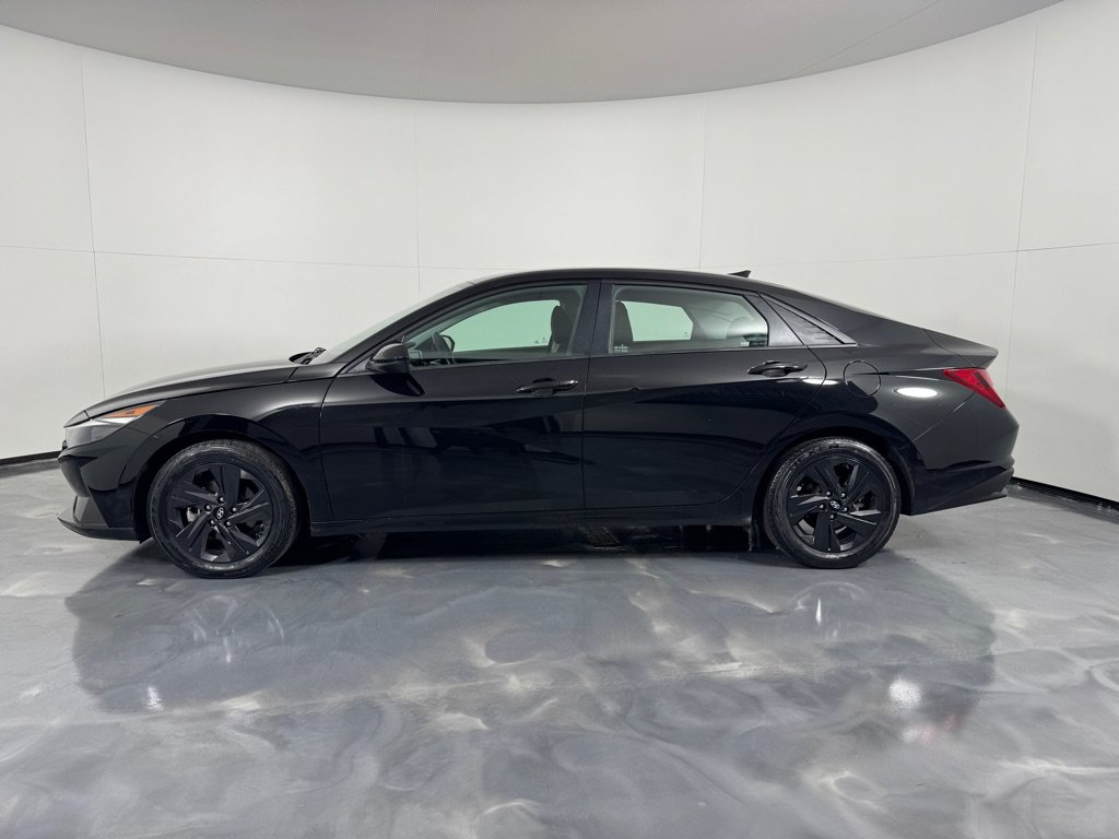 Used 2021 Hyundai Elantra SEL w/ Convenience Package FWD image 8