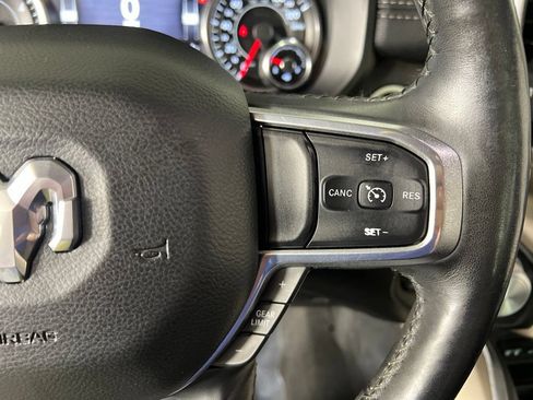 Used 2019 RAM 1500 Laramie AWD/4WD image 22